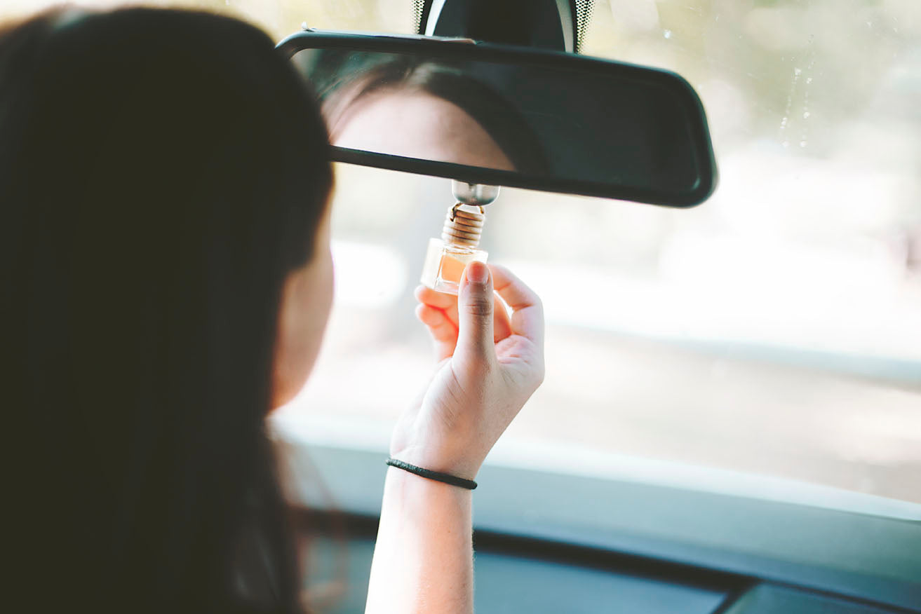 Car Fragrance - Hanging Car Diffuser - 8ml